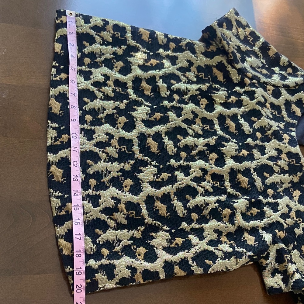 Sale! Leopard Print Gold & Black Women's Top with Black Bow. Size S, Hutch - Picture 9 of 10